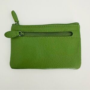 NWOT Madison Studio Green Leather Zipper Pouch